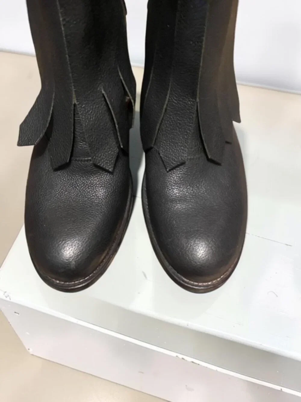 Rupert Sanderson Vrony Black Leather Fringe Boots [Size EU 38.5 / US 8.5]